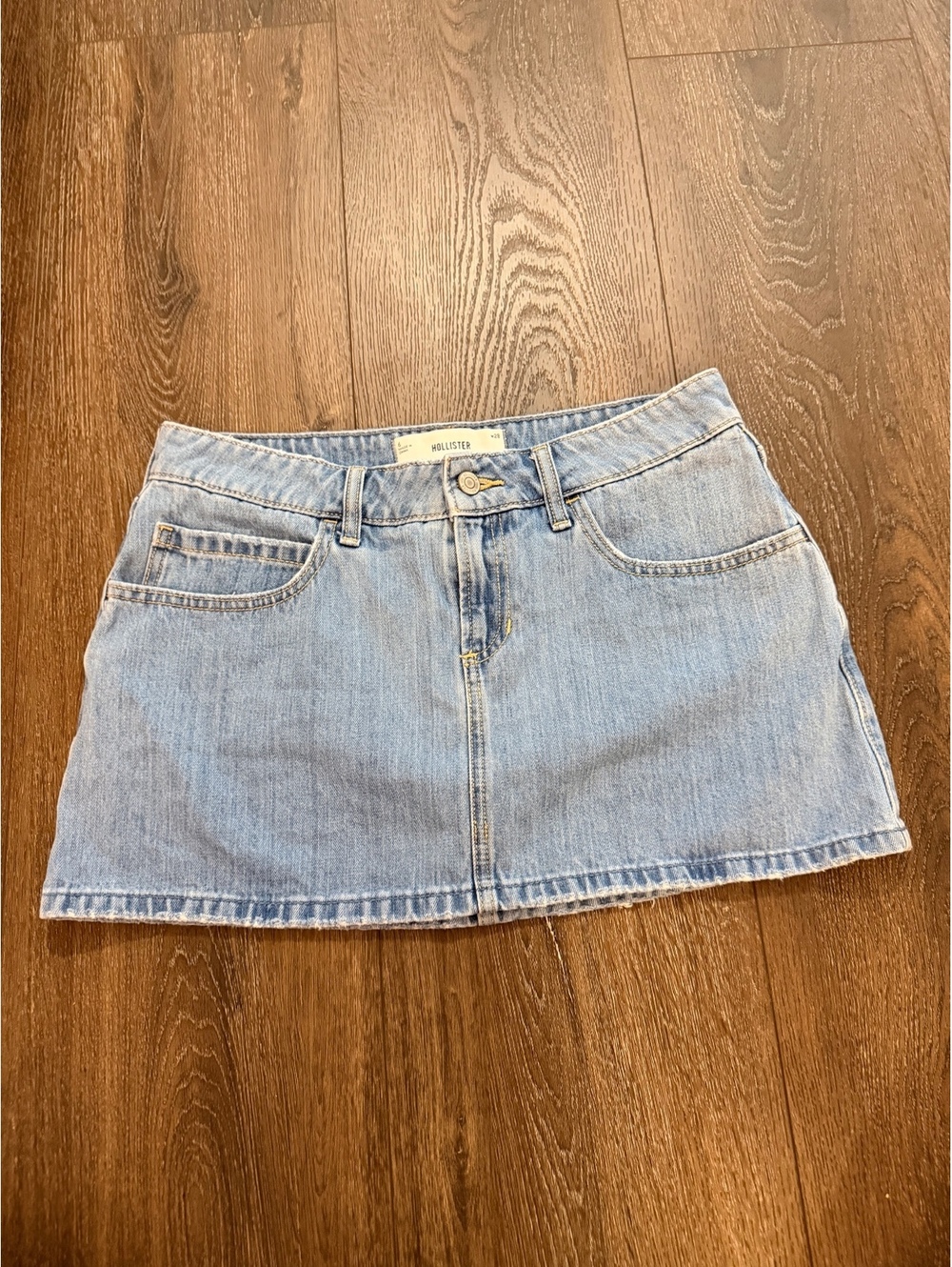 Hollister Denim Micro Mini Skirt W28 Size 6 Light Wash Y2K Skort